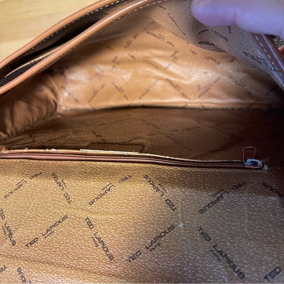 Ted Lapidus Paris Vintage 80s Monogram Leather Crossbody Bag flap closure - Picture 9 of 16